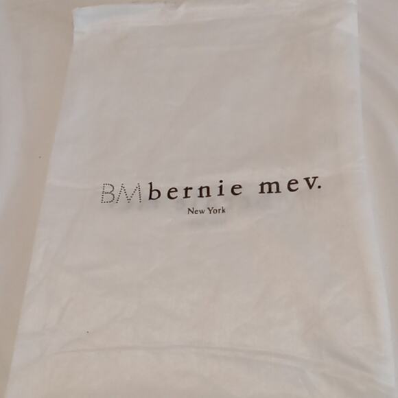 BERNIE MEV New York DUSTBAG 10in - Picture 1 of 3